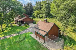 10576 Mayflower Rd, Mount Horeb, WI 53572 - Photo 2