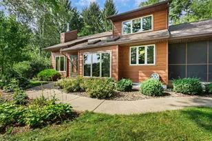 10576 Mayflower Rd, Mount Horeb, WI 53572 - Photo 4