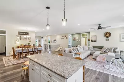 716 Kenseth Way, Cambridge, WI 53523 - Photo 6