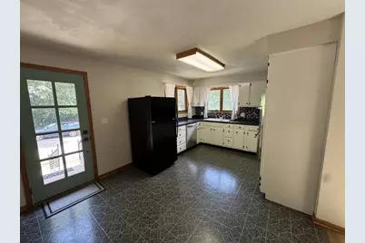 625 Thomas Street, Janesville, WI 53545 - Photo 10