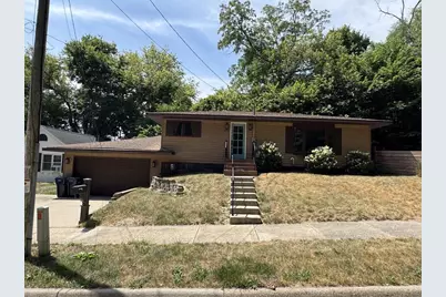 625 Thomas Street, Janesville, WI 53545 - Photo 1
