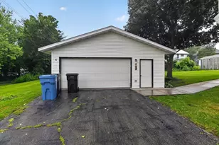 106 S 8th St, Mount Horeb, WI 53572 - Photo 48