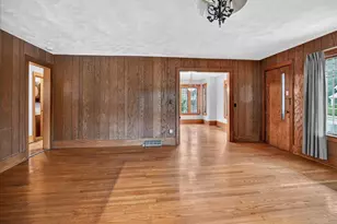 106 S 8th St, Mount Horeb, WI 53572 - Photo 8