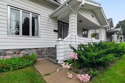 106 S 8th Street, Mount Horeb, WI 53572 - Photo 2