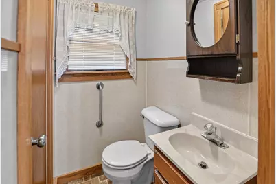 106 S 8th Street, Mount Horeb, WI 53572 - Photo 28
