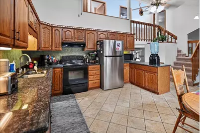 1562 Kuhle Drive, Sun Prairie, WI 53590 - Photo 18