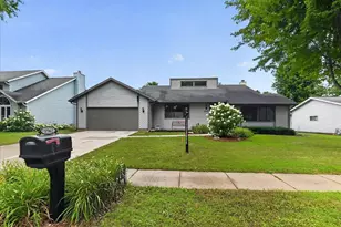 1562 Kuhle Dr, Sun Prairie, WI 53590 - Photo 1