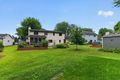 1562 Kuhle Drive, Sun Prairie, WI 53590 - Photo 8
