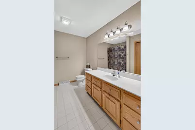 3222 Dorchester Way, Madison, WI 53719 - Photo 18