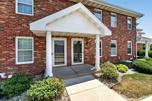 3222 Dorchester Way, Madison, WI 53719 - Photo 2