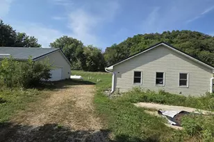 48568 Petersburg Ln, Gays Mills, WI 54631 - Photo 4
