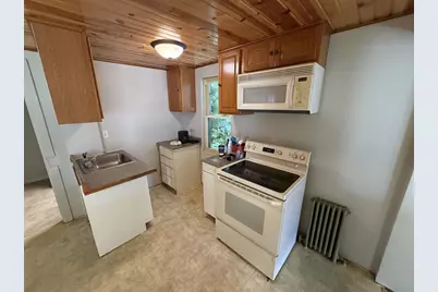 550 E Grand Avenue, Beloit, WI 53511 - Photo 18