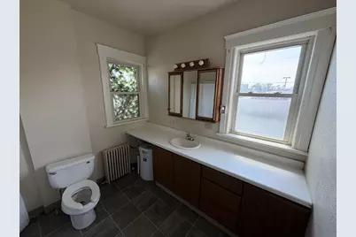 550 E Grand Avenue, Beloit, WI 53511 - Photo 14