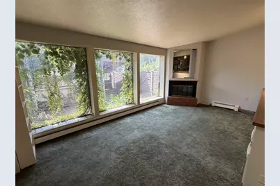 550 E Grand Avenue, Beloit, WI 53511 - Photo 16