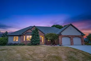 100 Stonehaven Cir, Beaver Dam, WI 53916 - Photo 16