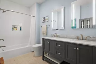 201 N Blair St, Madison, WI 53703 - Photo 26