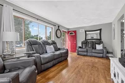 3918 Rockwell Drive, Madison, WI 53714 - Photo 8