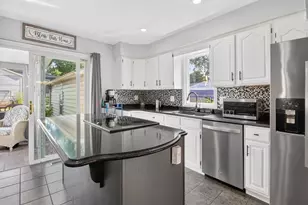 3918 Rockwell Dr, Madison, WI 53714 - Photo 14