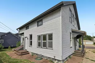 124 Elm St, Mauston, WI 53948 - Photo 38