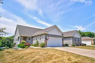 1812 Dondee Rd, Madison, WI 53716 - Photo 1