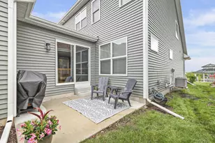 674 Hillcrest Dr, Waunakee, WI 53597 - Photo 32