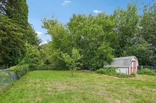205 E 3rd St, Waunakee, WI 53597 - Photo 36