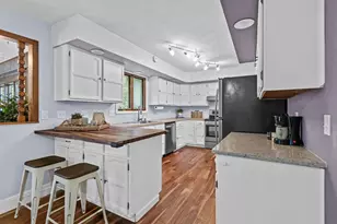 403 4th St, Albany, WI 53502 - Photo 6