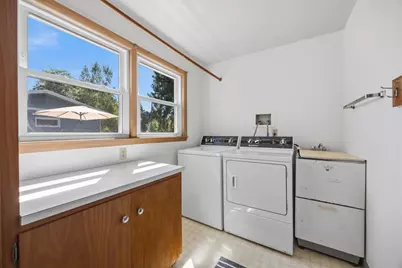 133 W Kohler Street, Sun Prairie, WI 53590 - Photo 28