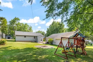 W2333 Commercial St, Poy Sippi, WI 54967 - Photo 12
