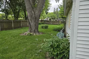 4705 Allis Ave, Madison, WI 53716 - Photo 14