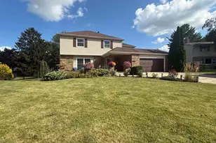140 Dana Dr, Beaver Dam, WI 53916 - Photo 2