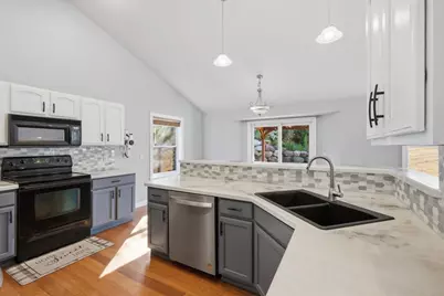 613 Lucky Trail, Mount Horeb, WI 53572 - Photo 10