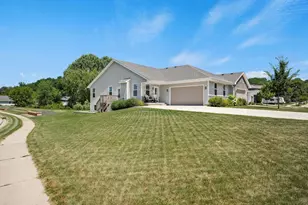 167 Valle Tell Dr, New Glarus, WI 53574 - Photo 6