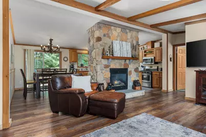 309 Oakbrook Drive, Wisconsin Dells, WI 53965 - Photo 8