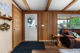 309 Oakbrook Dr, Wisconsin Dells, WI 53965 - Photo 4