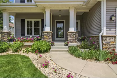 709 Pleasant Valley Parkway, Waunakee, WI 53597 - Photo 4
