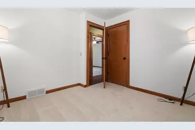 6021 Meadowood Drive, Madison, WI 53711 - Photo 20