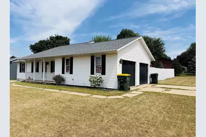 1946 Amanda Drive, Reedsburg, WI 53959 - Photo 4