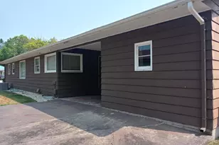 1019 Eddy St, Beloit, WI 53511 - Photo 4