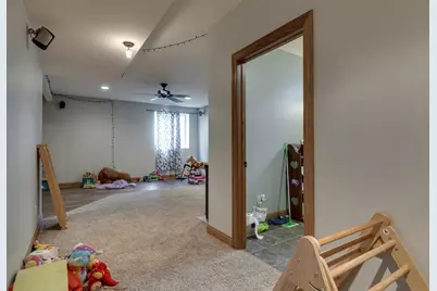 612 Fairway Circle, Jefferson, WI 53549 - Photo 32