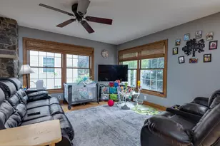612 Fairway Cir, Jefferson, WI 53549 - Photo 12