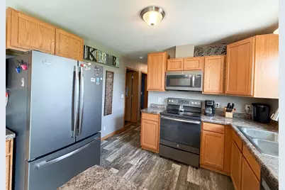 516 Marilyn Drive, Cobb, WI 53526 - Photo 8