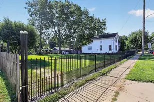 511 8th St, Beloit, WI 53511 - Photo 4