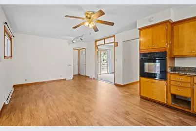 124 Wisconsin Street, Beaver Dam, WI 53916 - Photo 16