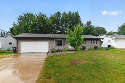 1419 Jasper Circle, Sun Prairie, WI 53590 - Photo 4