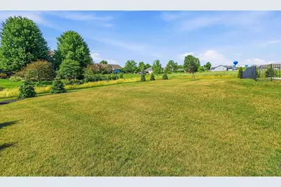 2747 Stonebrook Drive, Sheboygan, WI 53081 - Photo 4