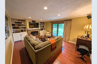 824 Suffolk Drive, Janesville, WI 53546 - Photo 12