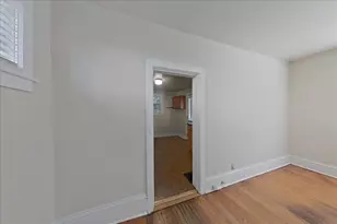 405 Rogers St, Madison, WI 53703 - Photo 8