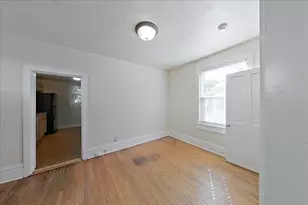 405 Rogers St, Madison, WI 53703 - Photo 6