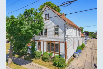 1222 W Cleveland Avenue, Milwaukee, WI 53215 - Photo 2